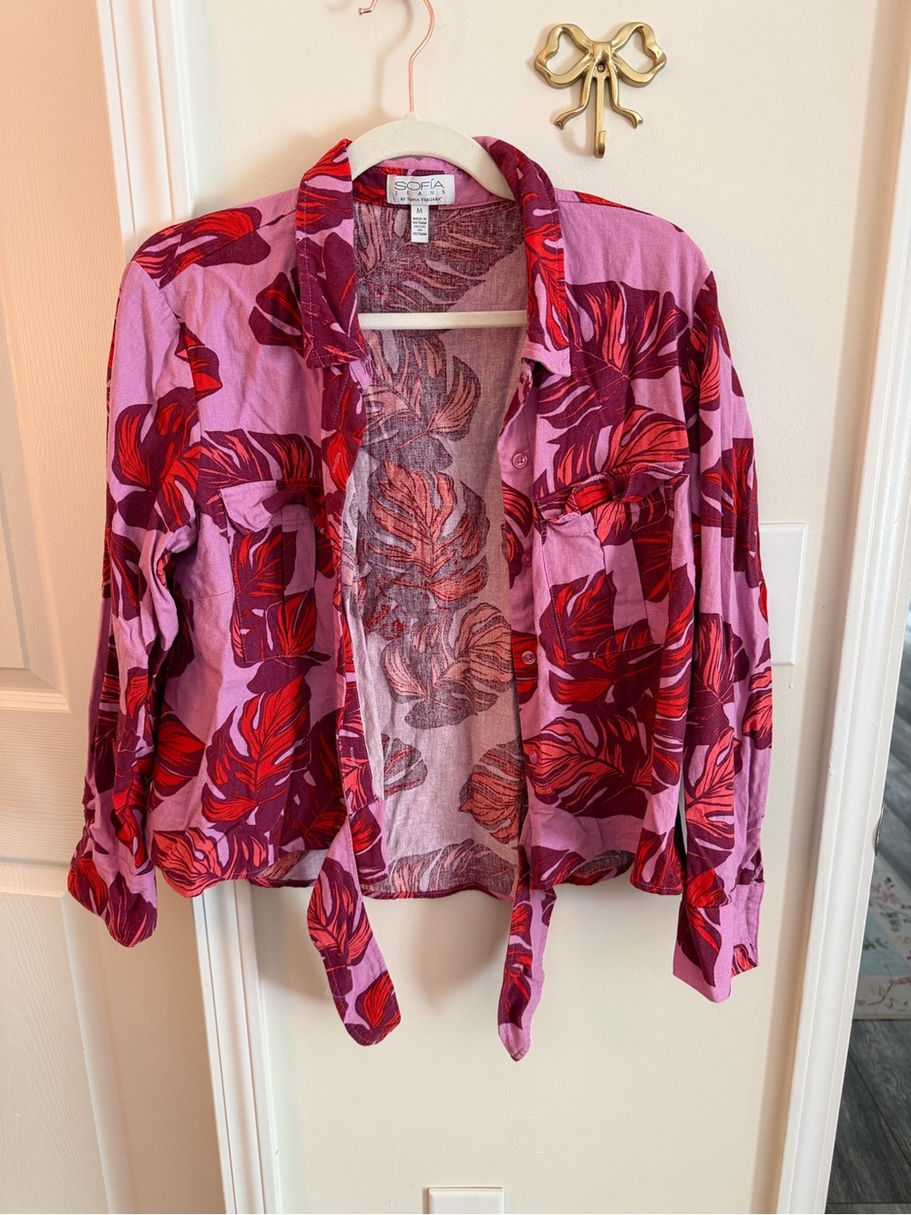Sofia Vergara tropical leaf print tie front linen shirt